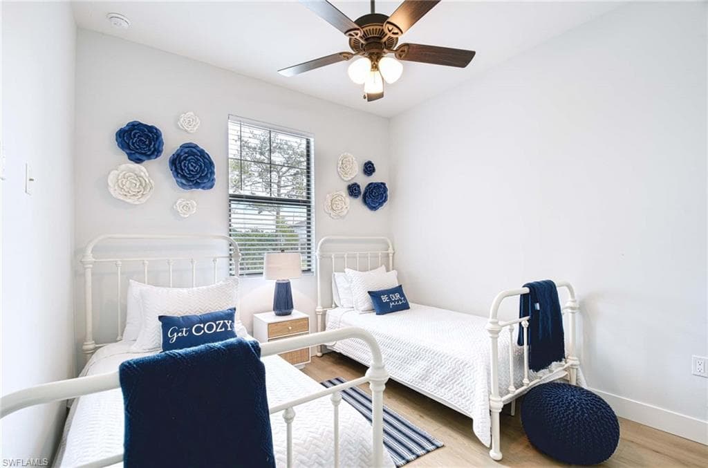 1147 Steeves AVE, NAPLES FL 34104-5