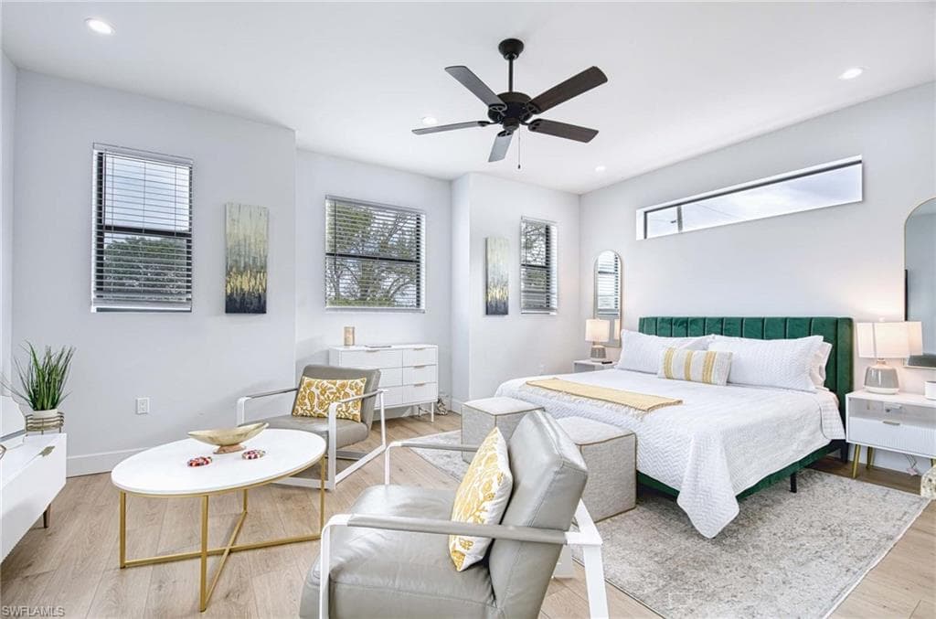 1147 Steeves AVE, NAPLES FL 34104-16