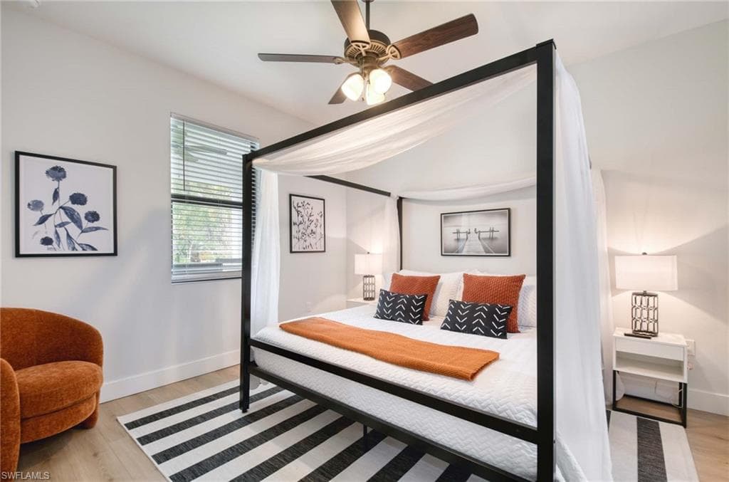 1147 Steeves AVE, NAPLES FL 34104-8