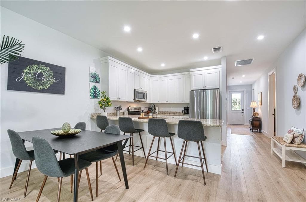 1147 Steeves AVE, NAPLES FL 34104-20