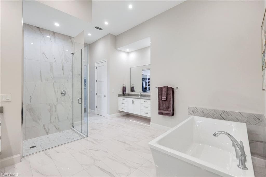 18282 Via Caprini DR, MIROMAR LAKES FL 33913-32