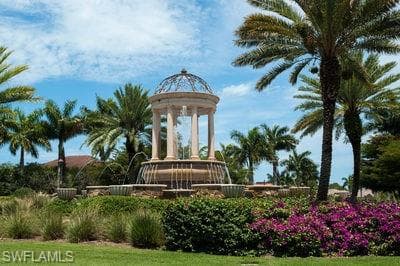 9844 Venezia CIR # 721, NAPLES FL 34113-49
