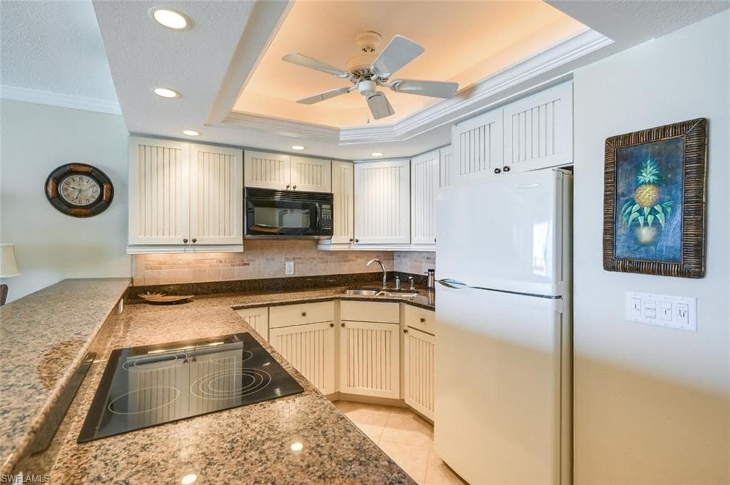 25850 Hickory BLVD # 301, BONITA SPRINGS FL 34134-5