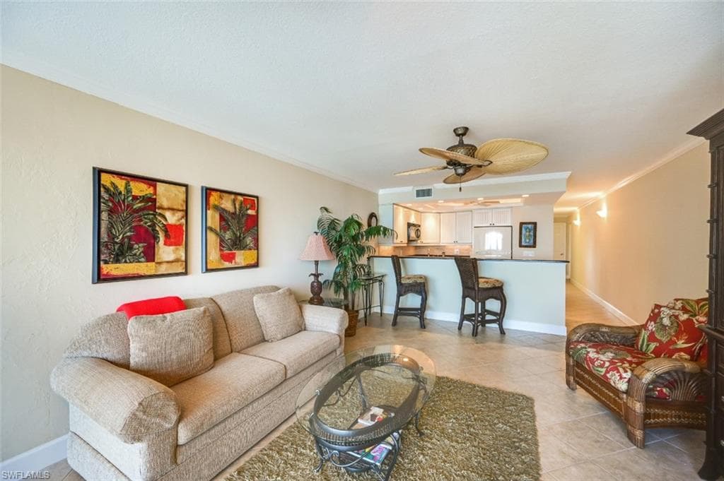 25850 Hickory BLVD # 301, BONITA SPRINGS FL 34134-9