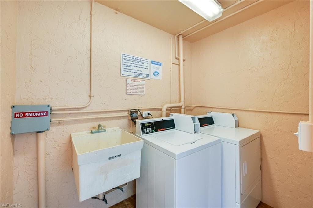 25850 Hickory BLVD # 301, BONITA SPRINGS FL 34134-15