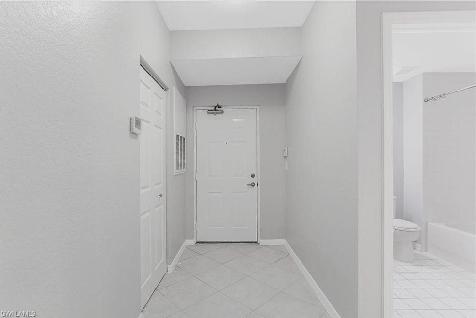 4635 Saint Croix LN # 1215, NAPLES FL 34109-4