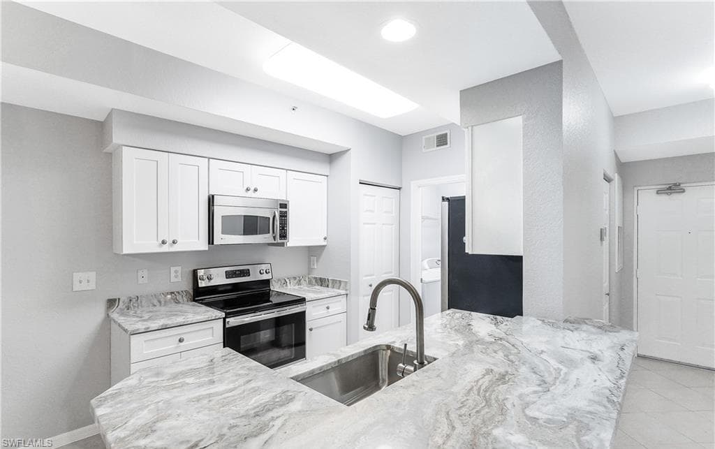 4635 Saint Croix LN # 1215, NAPLES FL 34109-10