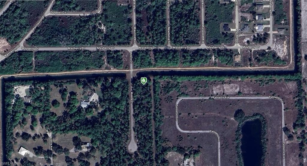 1846 Mobile CT, LEHIGH ACRES FL 33972-1