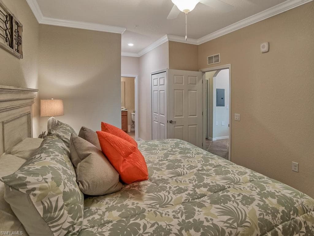 9560 Trevi CT E # 4842, NAPLES FL 34113-9