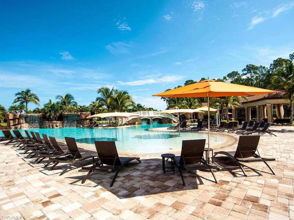 9560 Trevi CT E # 4842, NAPLES FL 34113-20