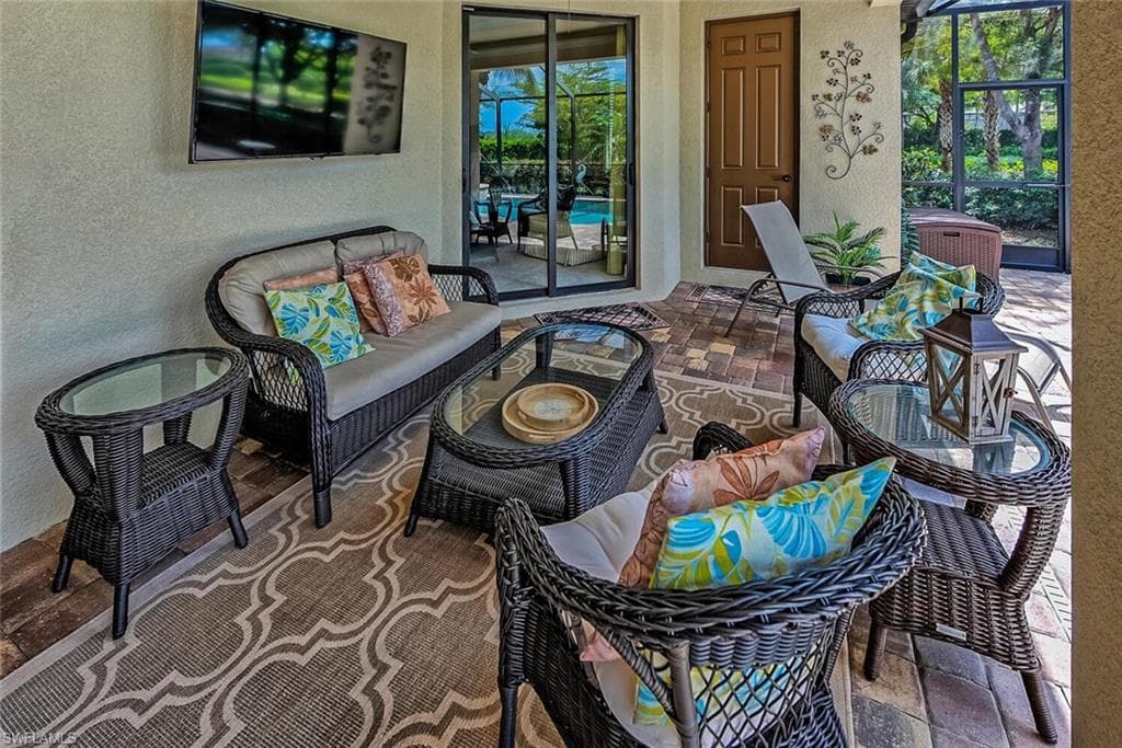 9415 Piacere WAY, NAPLES FL 34113-22