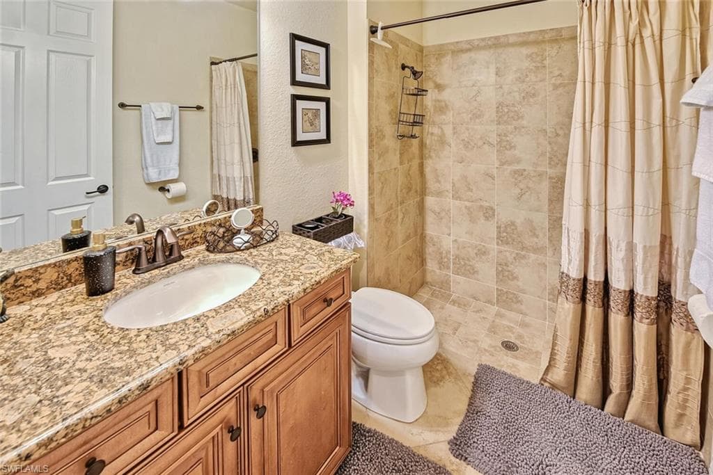 9415 Piacere WAY, NAPLES FL 34113-16