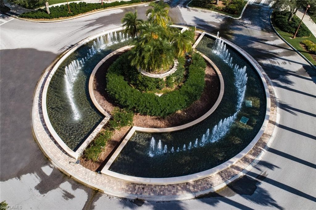 9415 Piacere WAY, NAPLES FL 34113-28