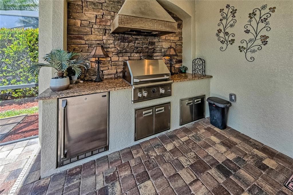 9415 Piacere WAY, NAPLES FL 34113-20