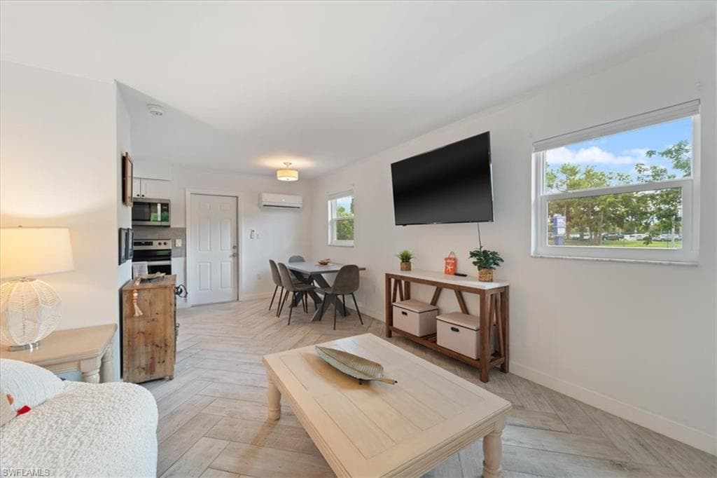 3365-3367 Estey AVE, NAPLES FL 34104-15