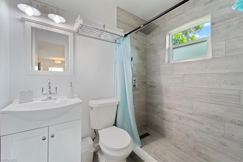 3365-3367 Estey AVE, NAPLES FL 34104-21