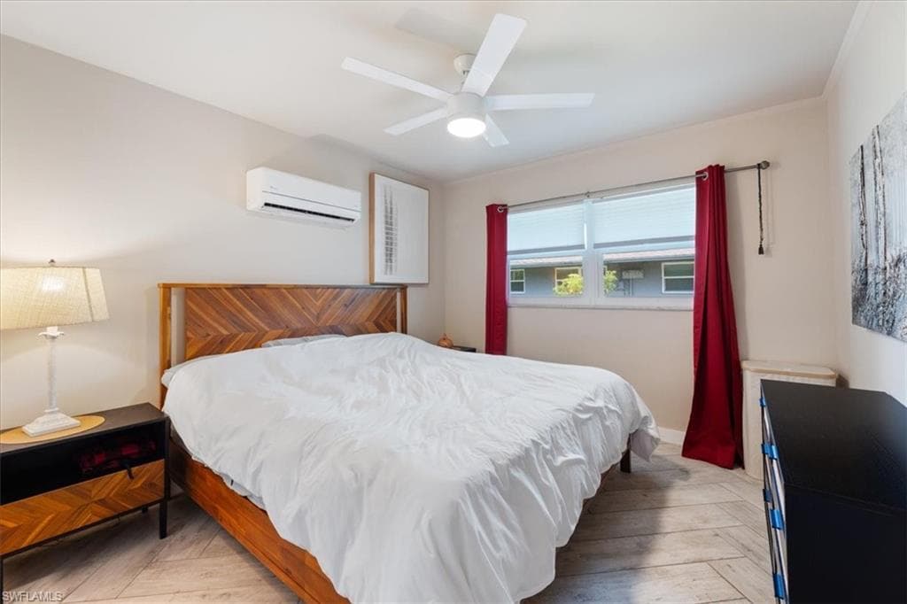 3365-3367 Estey AVE, NAPLES FL 34104-10