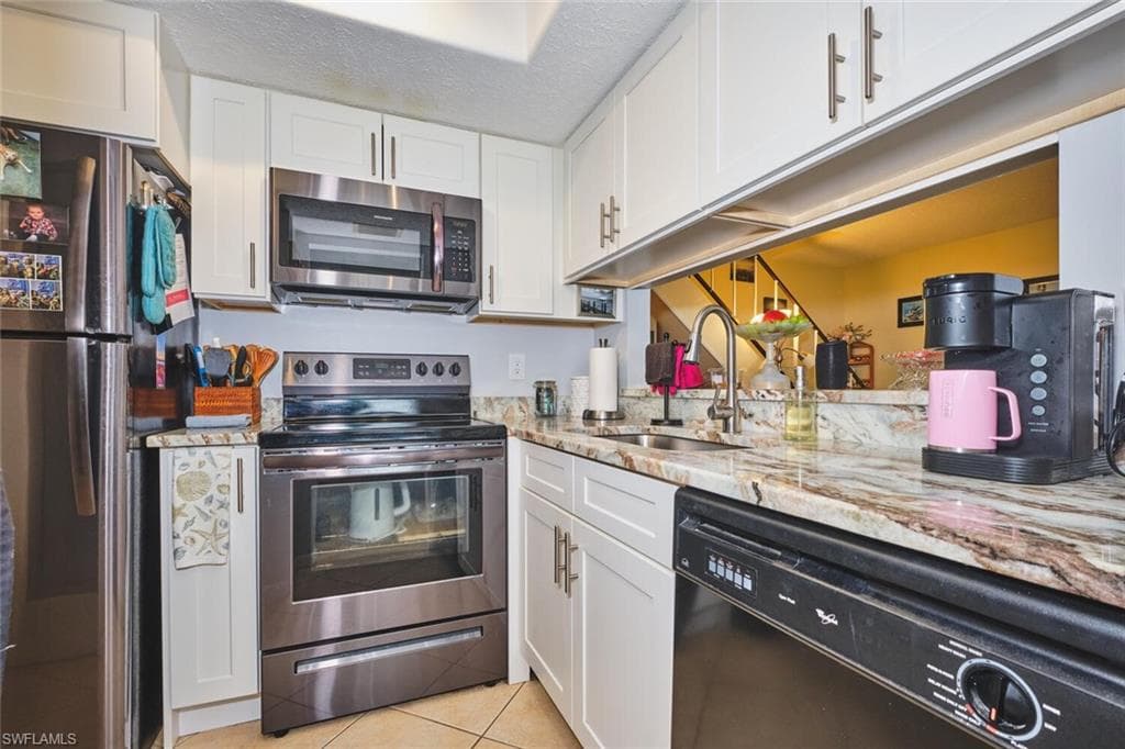 5832 Vancouver CIR # 2, FORT MYERS FL 33907-1