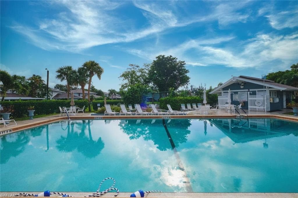 5832 Vancouver CIR # 2, FORT MYERS FL 33907-23