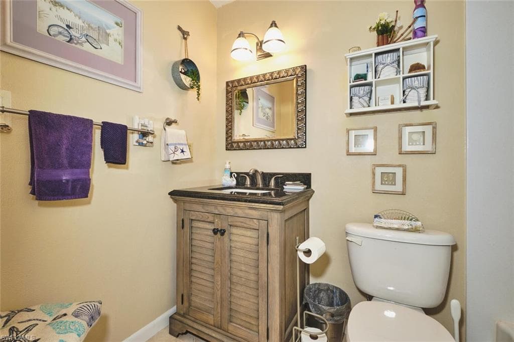 5832 Vancouver CIR # 2, FORT MYERS FL 33907-17