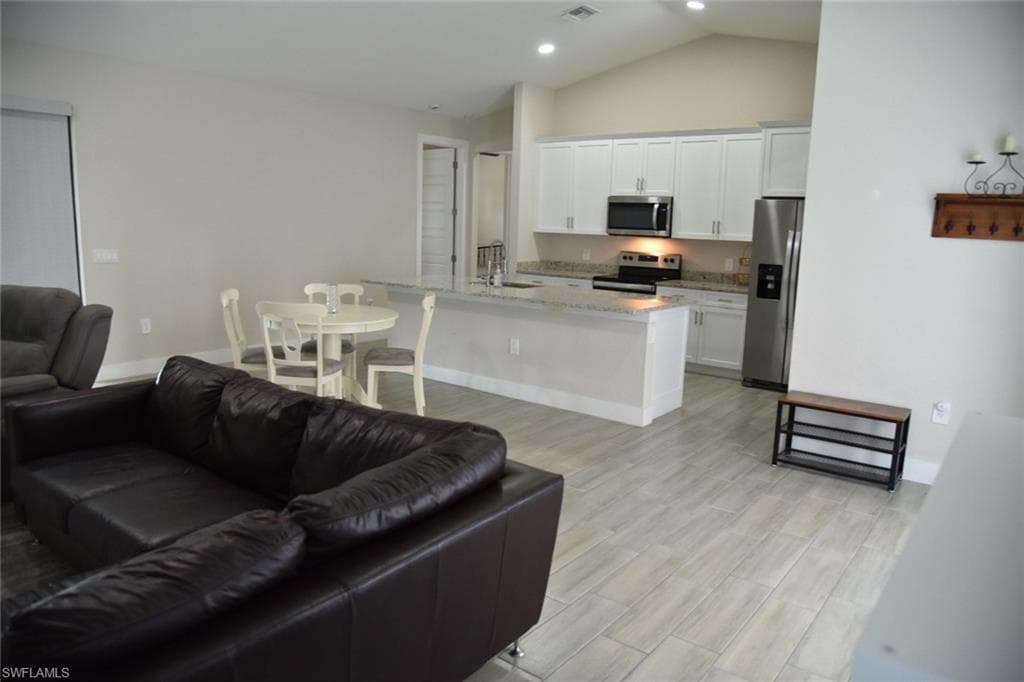 4666 Villa Capri LN, BONITA SPRINGS FL 34134-8