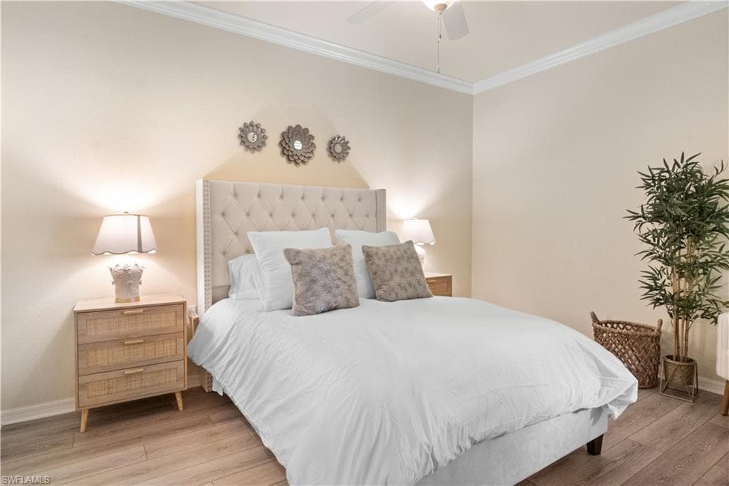 9727 Acqua CT # 436, NAPLES FL 34113-10