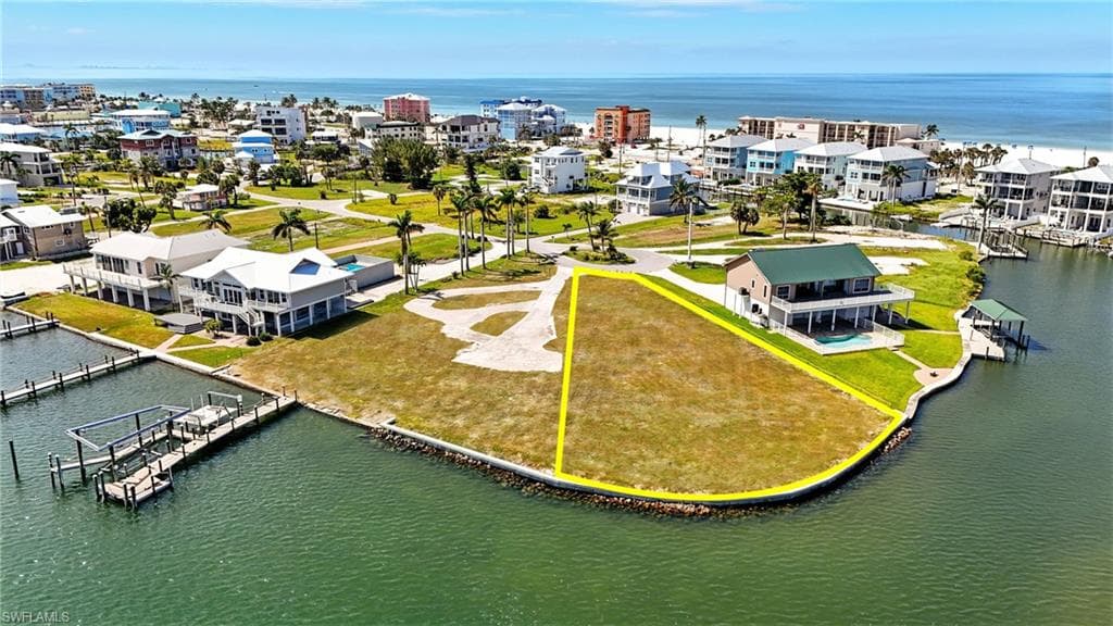 645 Matanzas CT, FORT MYERS BEACH FL 33931-4