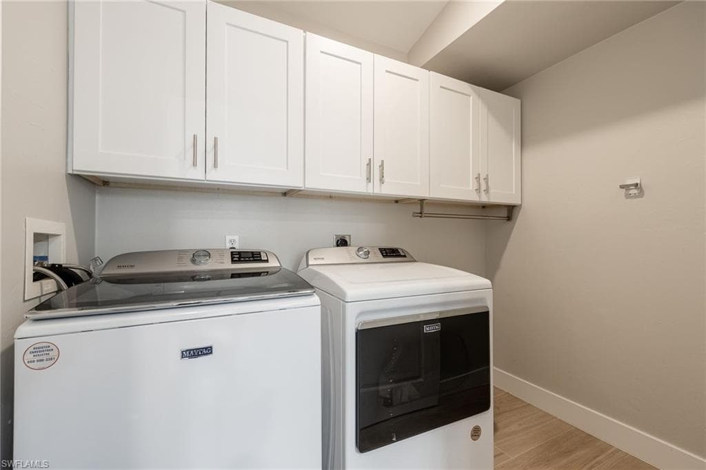 6221 Astoria AVE, FORT MYERS FL 33905-24