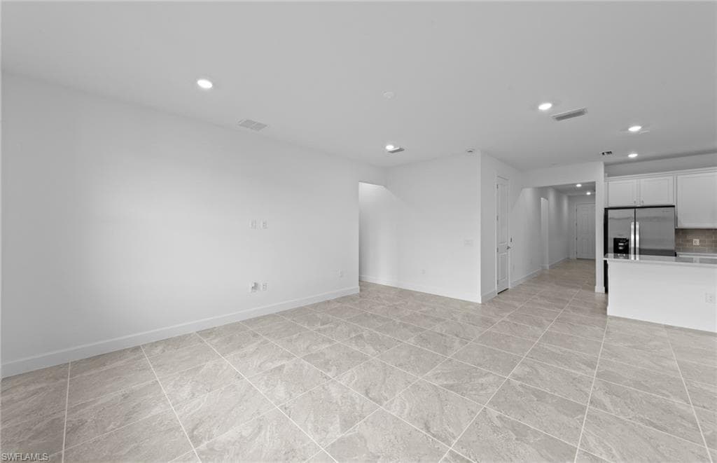 3861 Passion Vine DR, ALVA FL 33920-6