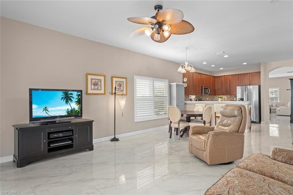 9049 Gladiolus Preserve CIR, FORT MYERS FL 33908-21