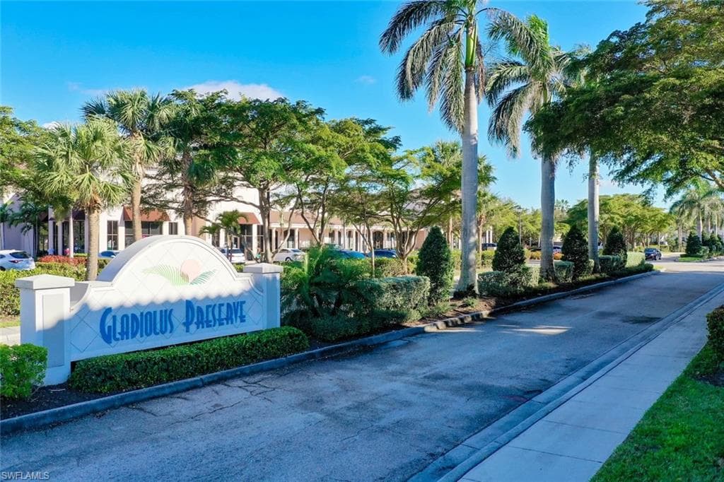 9049 Gladiolus Preserve CIR, FORT MYERS FL 33908-43