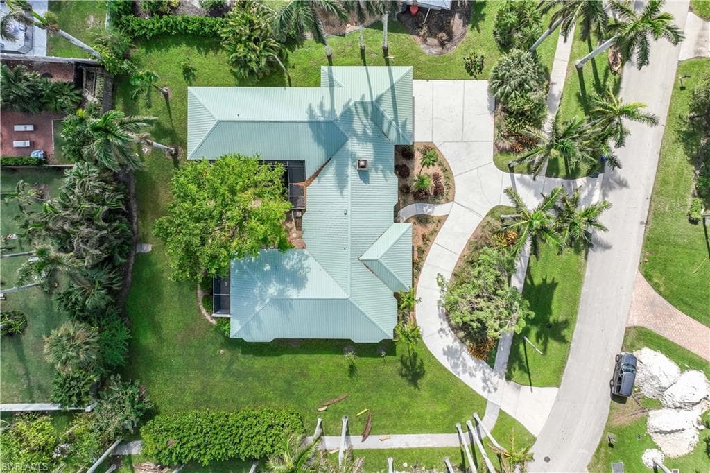 3209 W Riverside DR, FORT MYERS FL 33901-26