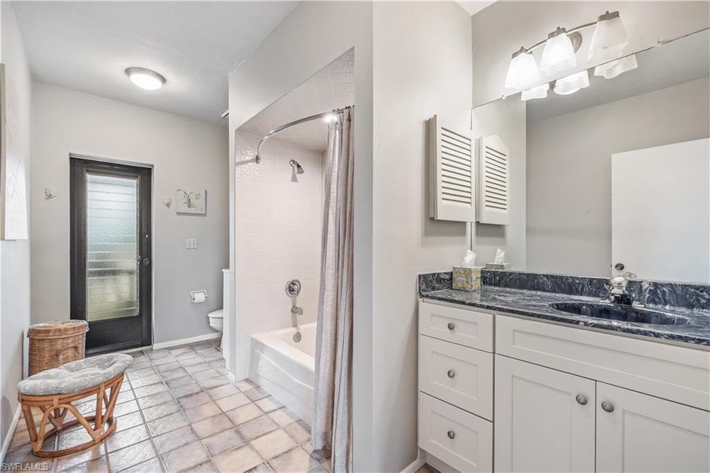 3209 W Riverside DR, FORT MYERS FL 33901-23