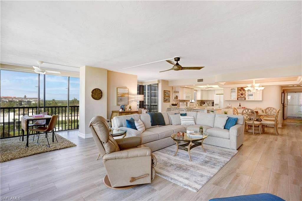 26171 Hickory BLVD # 4C, BONITA SPRINGS FL 34134-5