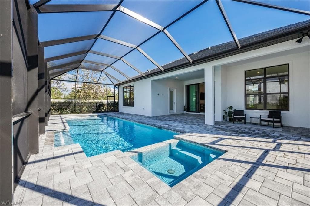 16136 Verilyn CIR, NAPLES FL 34110-19