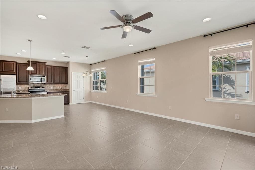18206 Creekside Preserve LOOP # 201, FORT MYERS FL 33908-7