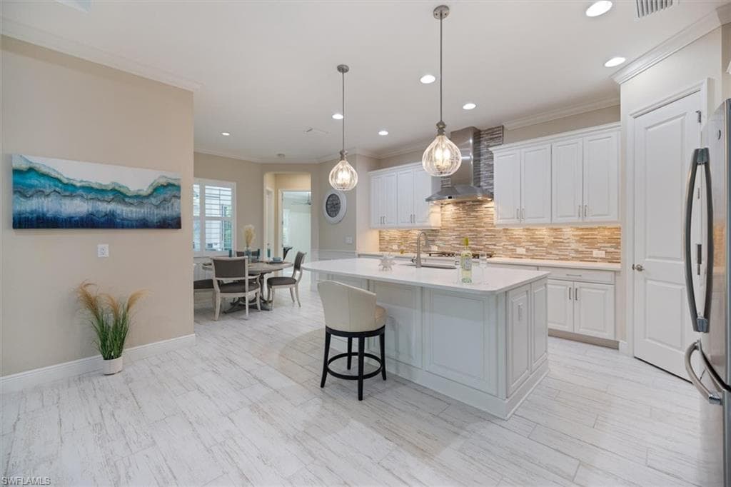 21555 Oaks Of Estero CIR, ESTERO FL 33928-4