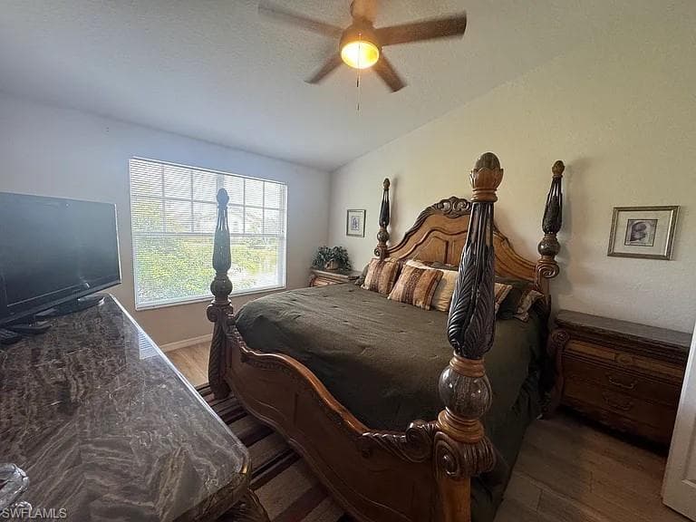 7905 Preserve CIR # 138, NAPLES FL 34119-8