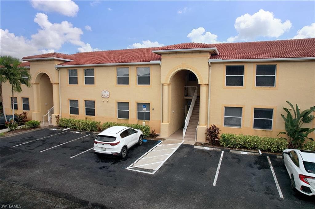 4214 Bellasol CIR # 814, FORT MYERS FL 33916-1
