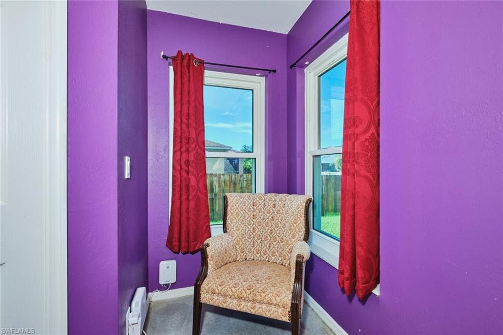 820 Unger AVE, FORT MYERS FL 33913-25