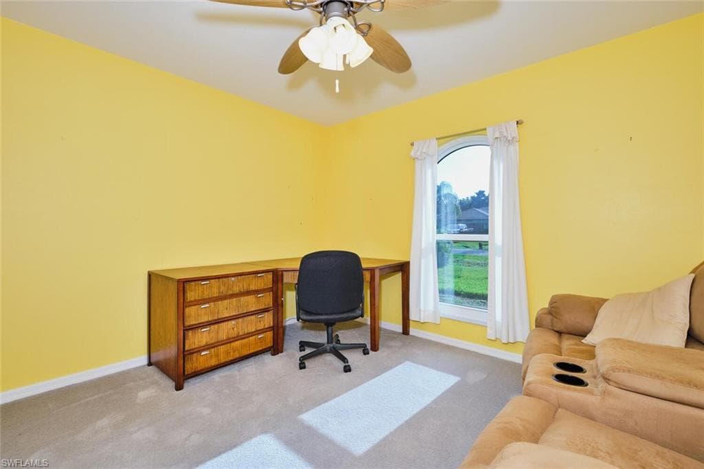 820 Unger AVE, FORT MYERS FL 33913-19