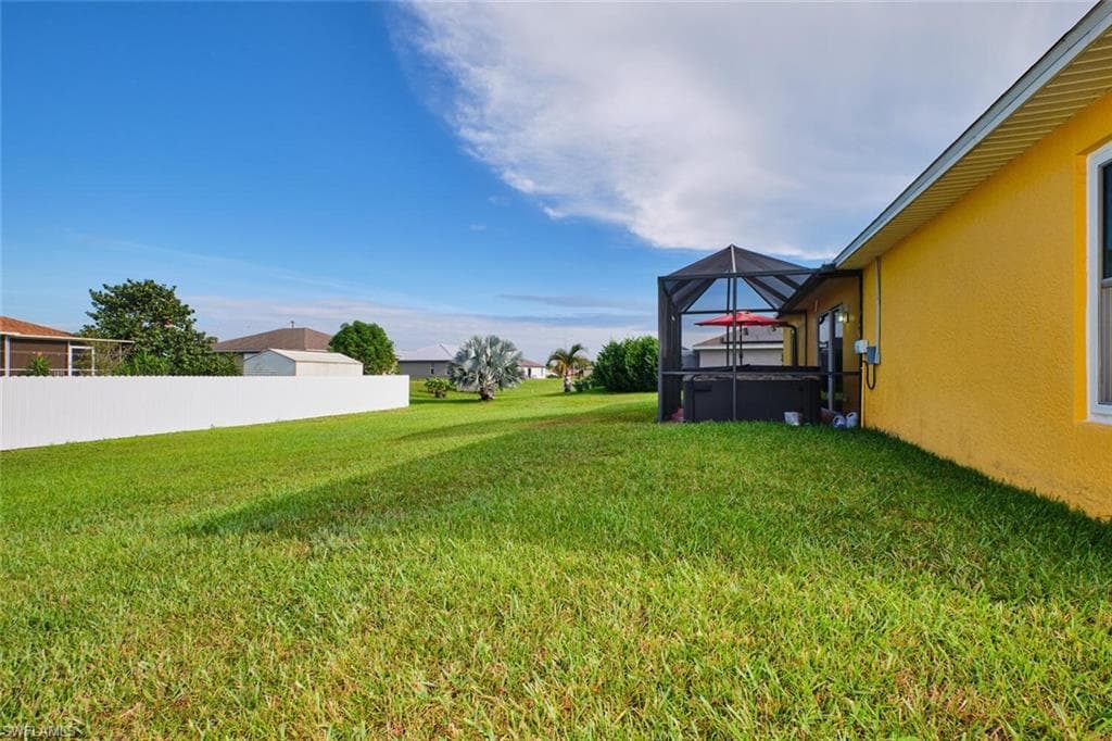 820 Unger AVE, FORT MYERS FL 33913-38