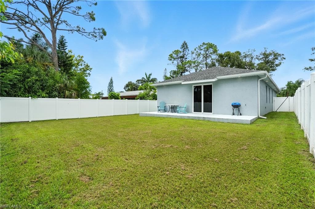 10140 Carolina ST, BONITA SPRINGS FL 34135-37