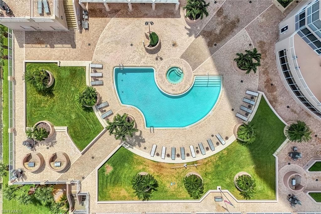 2090 W First ST # E2105, FORT MYERS FL 33901-33