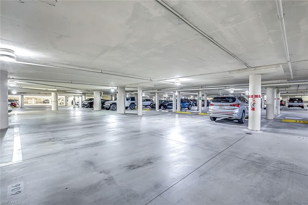 2090 W First ST # E2105, FORT MYERS FL 33901-34