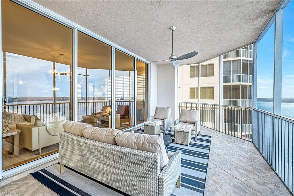 2090 W First ST # E2105, FORT MYERS FL 33901-28