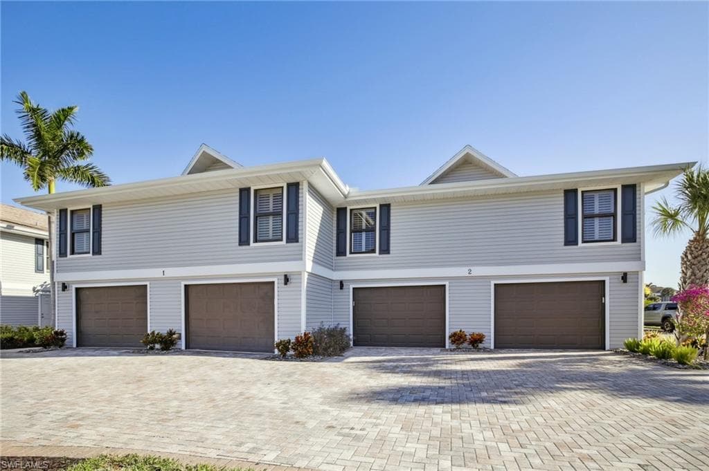 26773 Hickory BLVD # 2, BONITA SPRINGS FL 34134-2