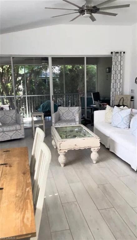 7114 Wild Forest CT # 201, NAPLES FL 34109-2