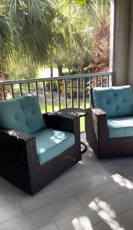 7114 Wild Forest CT # 201, NAPLES FL 34109-17