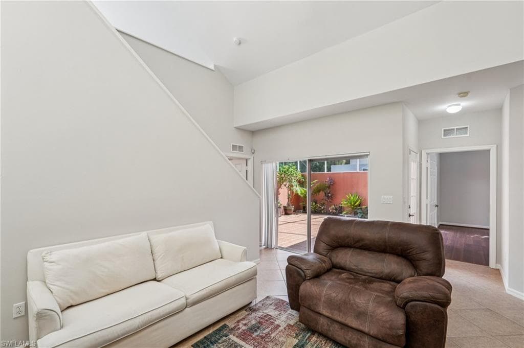 4337 Covey CIR # 9C, NAPLES FL 34109-6